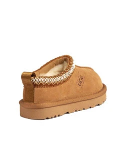 Kid’s UGG Tassy Moccasin -UGG Bay 0001 KidsUGGTassyChestnut3