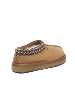 Kid’s Tassy UGG Moccasin -UGG Bay 0002 kids tassy chestnut 3