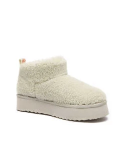 Women's Ultra Platform Curly Boots -UGG Bay 0004 UltraPlatformCurlyBeige2