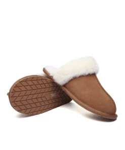 Men's UGG Snuggly Slipper -UGG Bay 5