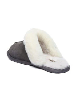 Men's UGG Snuggly Slipper -UGG Bay 666