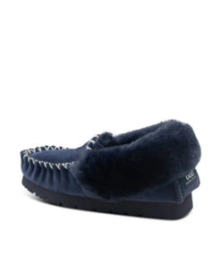 Women's UGG Colette Moccasin -UGG Bay IMG 0358 d5c33642 103e 4da4 b10a cbd3d7499079