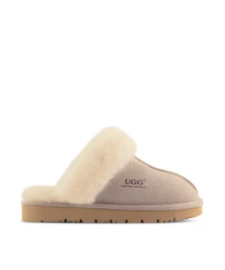 Men's UGG Fuzzy Slipper 27 Men's UGG Fuzzy Slipper -UGG Bay UGG Fuzzy Olive 1 b0702548 6333 46b6 8f72 dbdc5e7d79ad