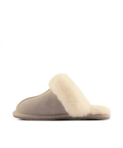 Women's UGG Snuggly Slipper -UGG Bay UGG Snugglu olive 3 35a70150 b220 4c67 adba ca23d753cdd6