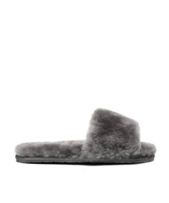 Women's UGG Flossy Slipper -UGG Bay UGGfluffyslippers 2