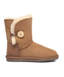 Men's UGG Classic Short Button -UGG Bay sbch1 1e343015 1fb9 44f3 bb9a a5ec1f533bb9