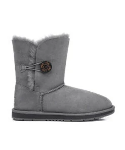 Women's UGG Classic Short Button 27 Women's UGG Classic Short Button -UGG Bay sbg1