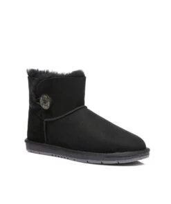Men's UGG Classic Mini Button -UGG Bay uggminibblk1 cb0992b9 14c3 4d73 9813 b651d8aed23a