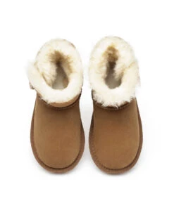 Kids UGG Mini Button -UGG Bay uggminibches5 2f5c10c4 bfc1 493a b1b2 b1274a7f0098