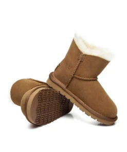 Kids UGG Mini Button -UGG Bay uggminibches 29aebd22 3dce 41bd a7dd 47406fd43003